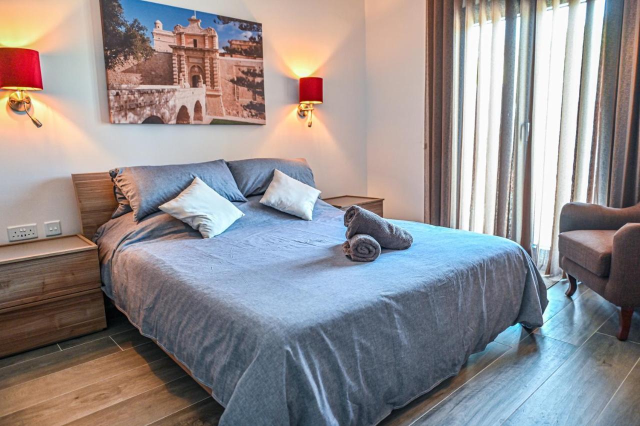Droplet Apartment Kalkara Exterior photo
